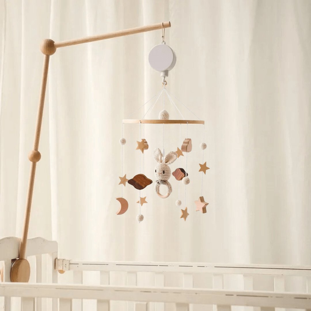 mobile lit bébé musical beige avec lapin en laine