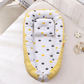 Réducteur de lit jaune avec motifs couronnes