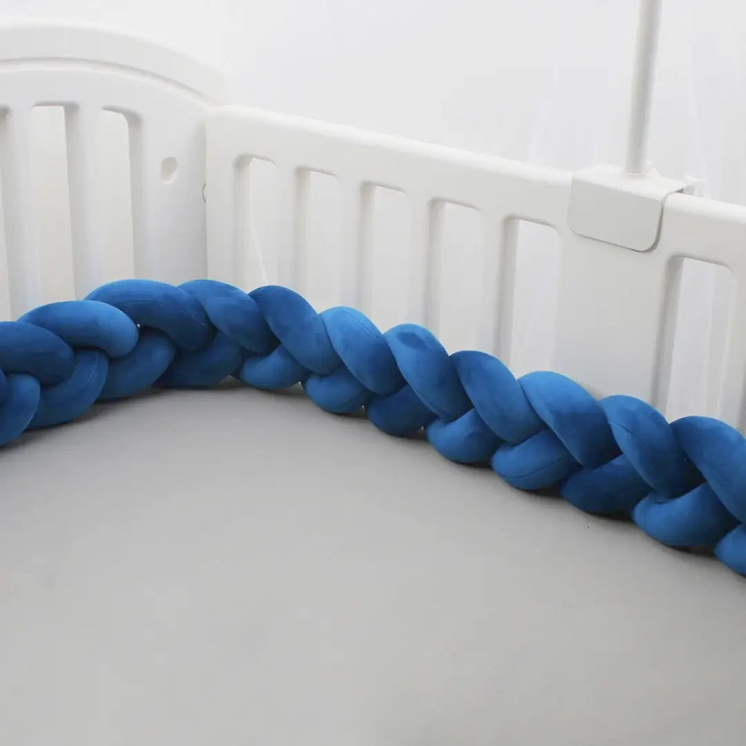 tresse de lit bleu fonce trois brins